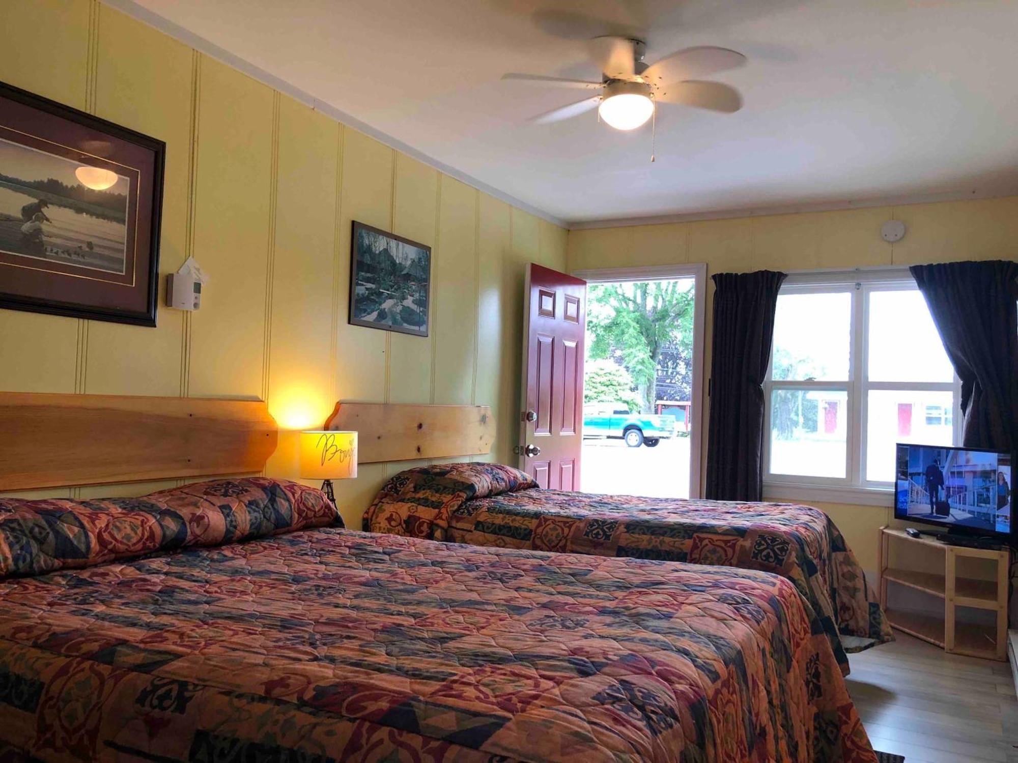 Lakelawn B&B&Motel Yarmouth Buitenkant foto
